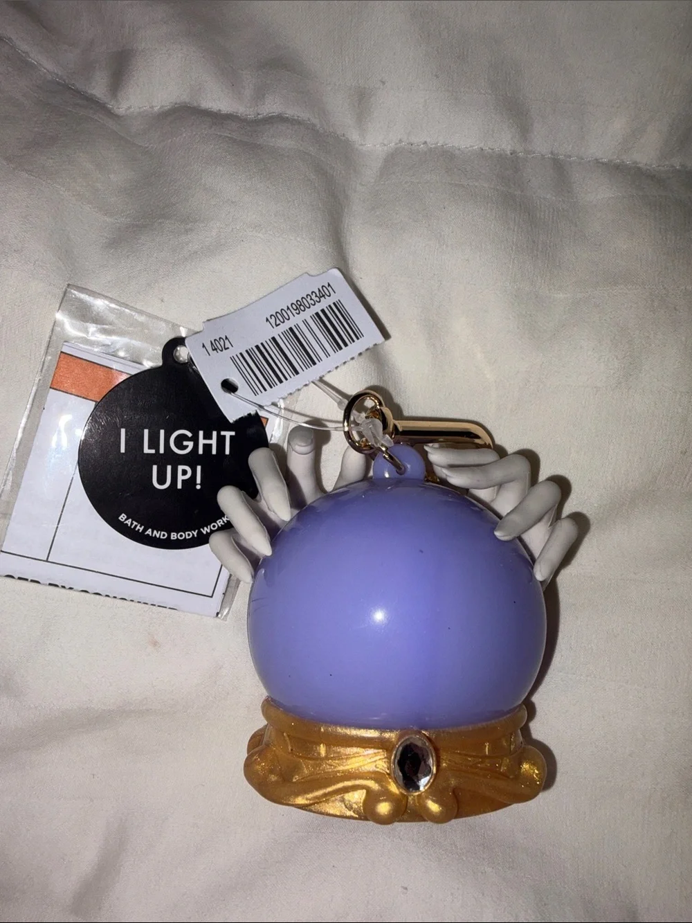 NWT Bath&Body Works Light Up Fortune Teller Crystal Ball Hand Sanitizer Holder🔥